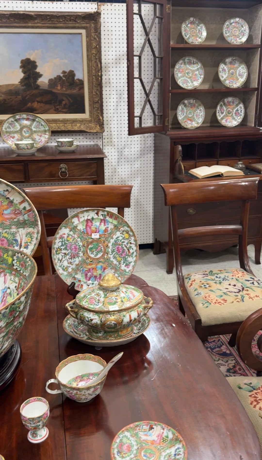 Gathered Manor's Guide to Scott Antique Markets
