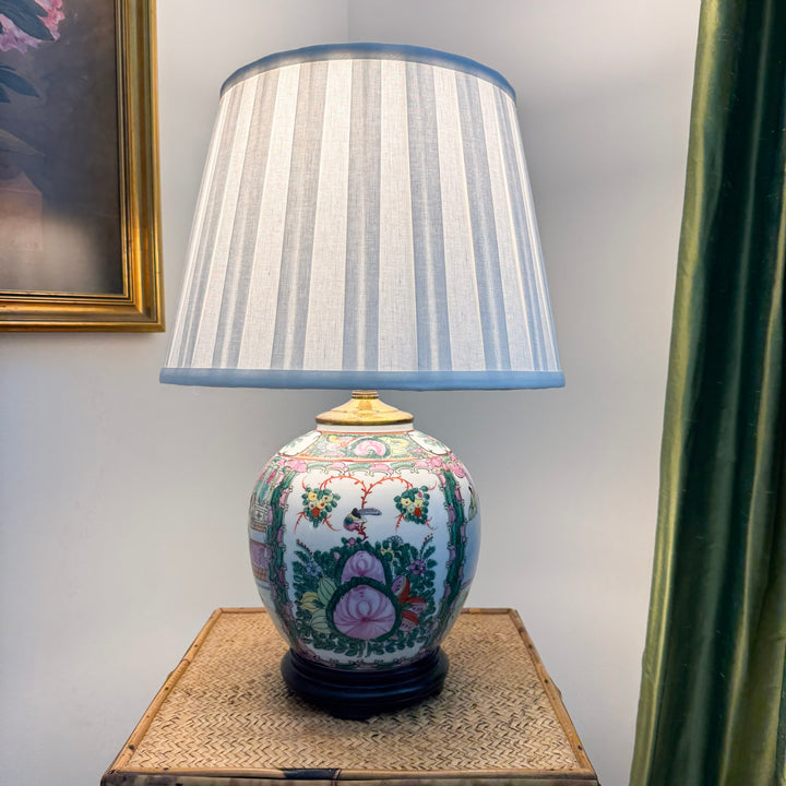 Vintage Rose Medallion Lamp