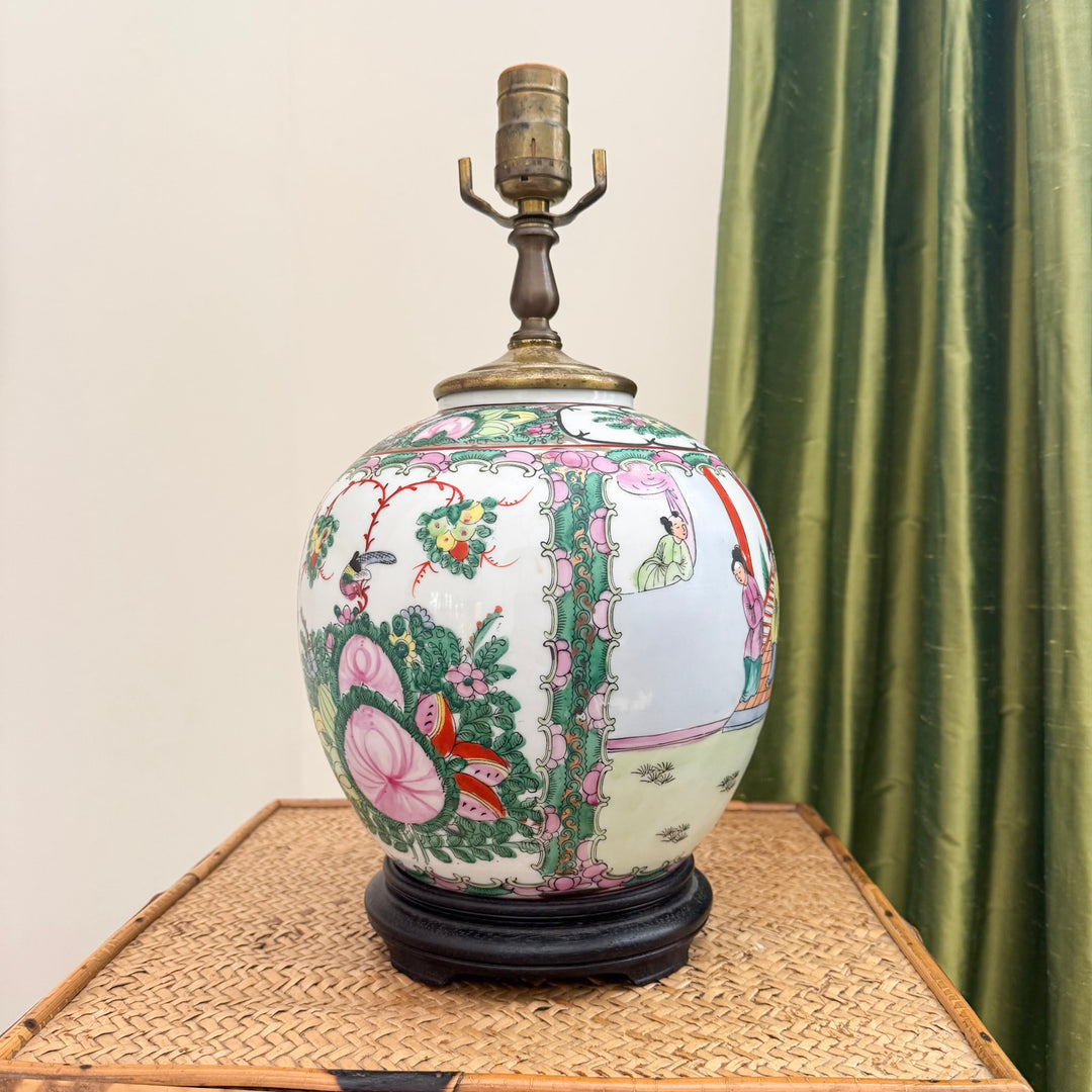 Vintage Rose Medallion Lamp