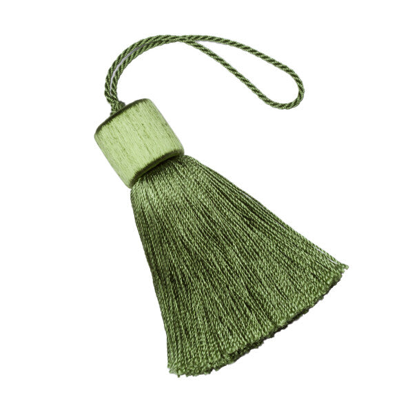 Gathered Manor Tassel - Leaf