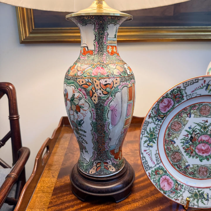 Vintage Rose Medallion Lamp