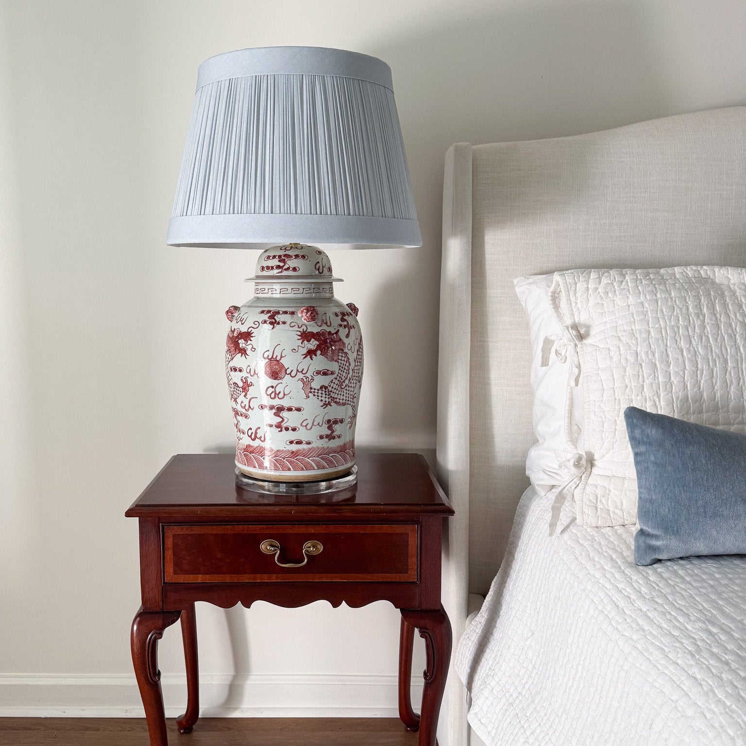 Red and White Dragon Temple Jar Lamp