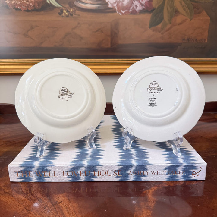 Vintage Pair of Copeland Spode 'The Hunt' Scalloped Bread and Butter Plates