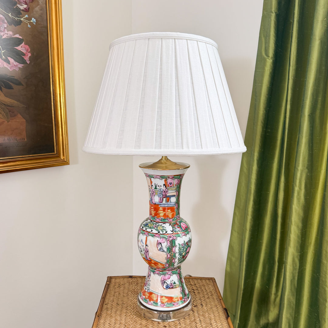 Vintage Rose Medallion Lamp