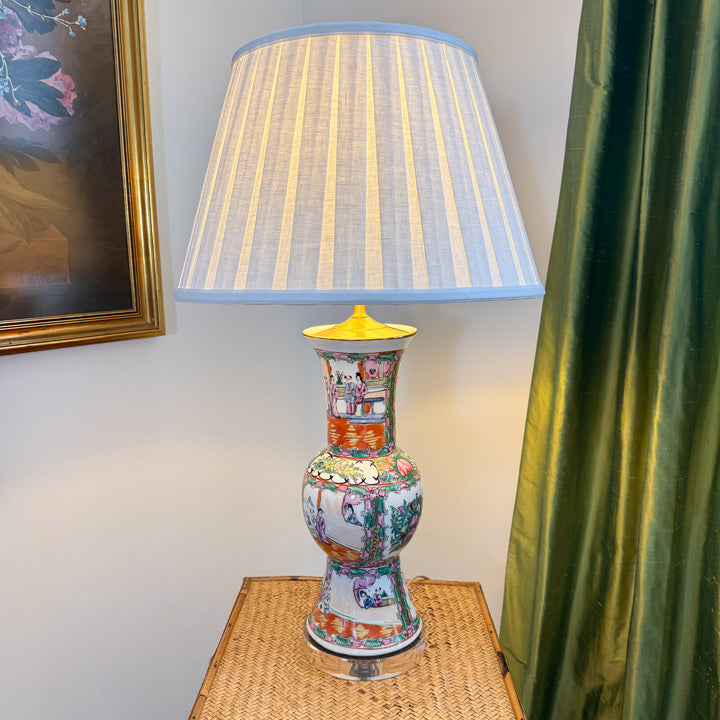 Vintage Rose Medallion Lamp