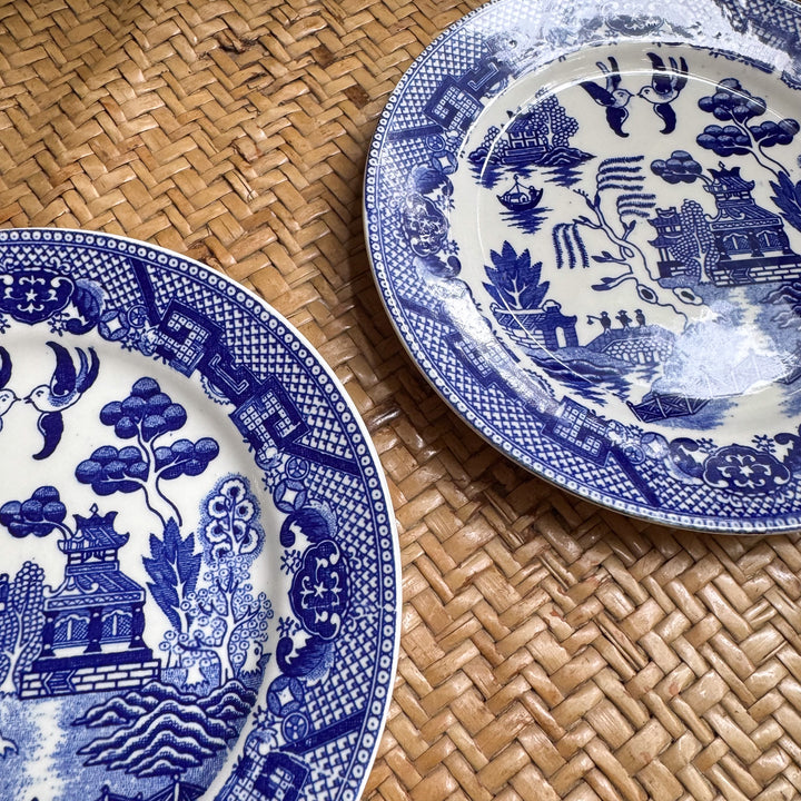 Pair of Vintage Blue Willow Small Plates